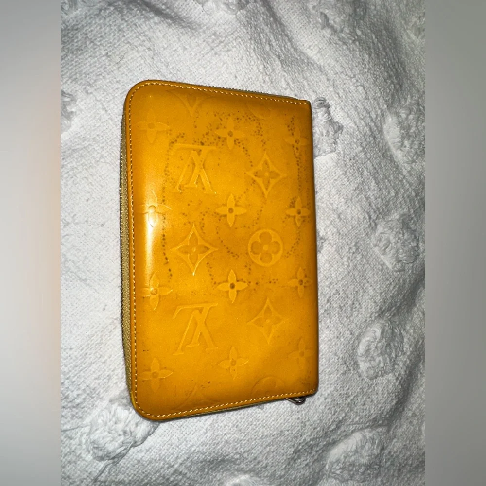 Authentic Yellow Louis Vuitton Yellow Vernis Wallet